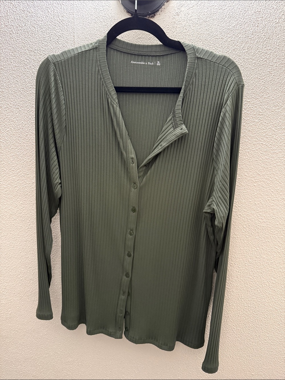 Abercrombie & Fitch Ribbed Olive Button-Up Long Sleeve Top